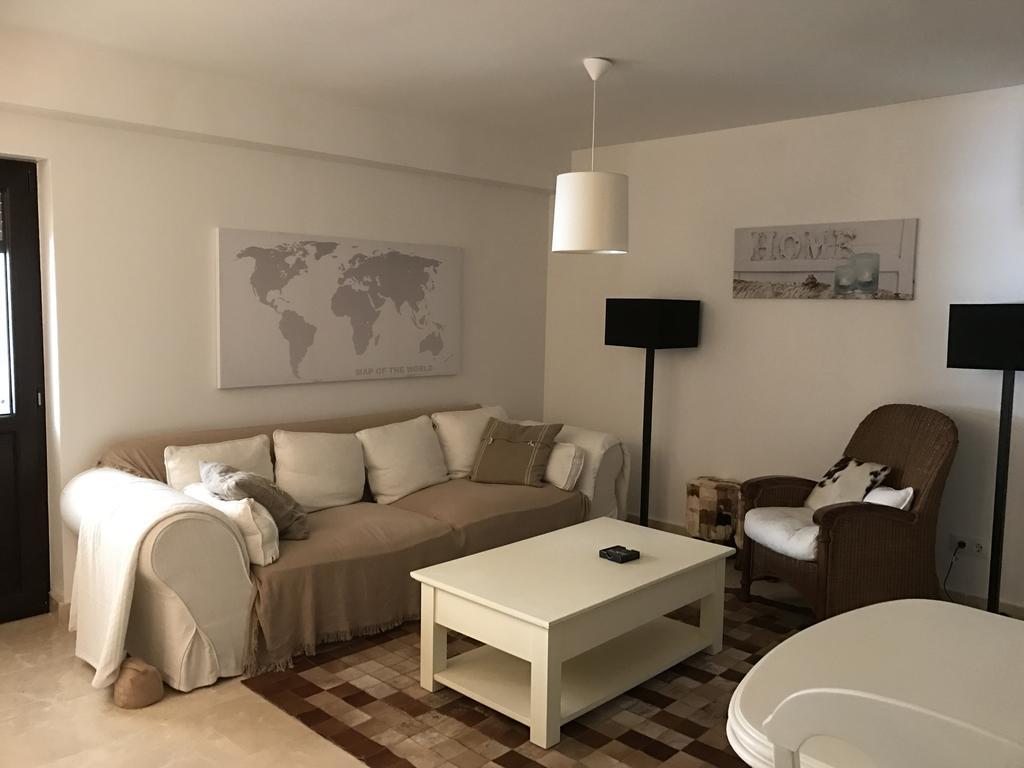 Casa Holandaluzas Near Beach, With Salt Water Pool And Private Parking Apartamento Marbella