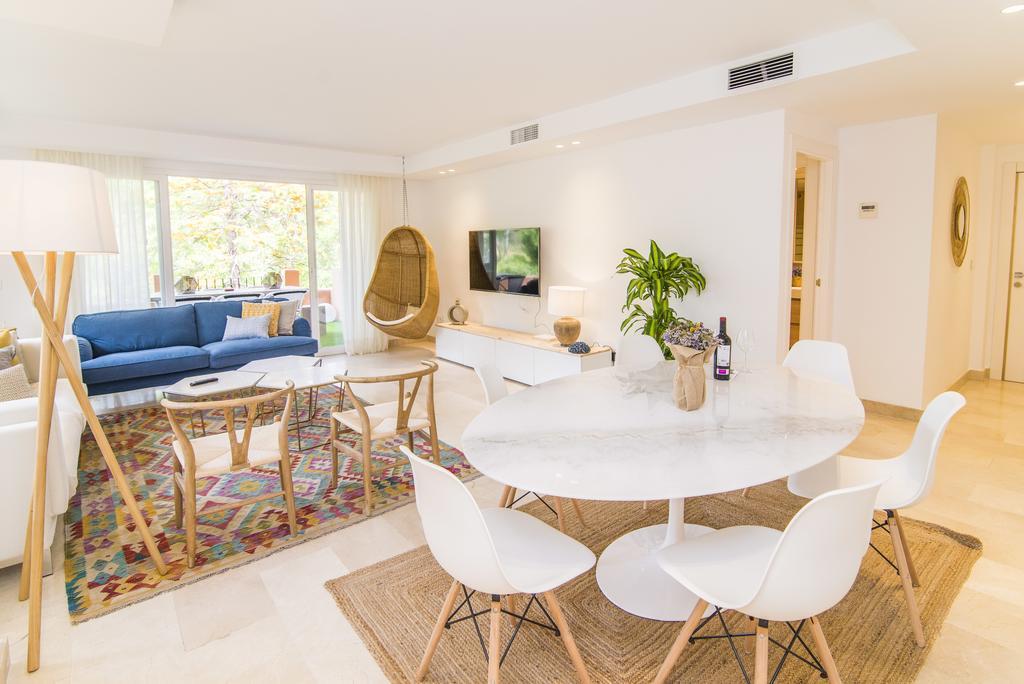 Golden Mile Oasis: Beachfront Family Haven At Puente Marbella