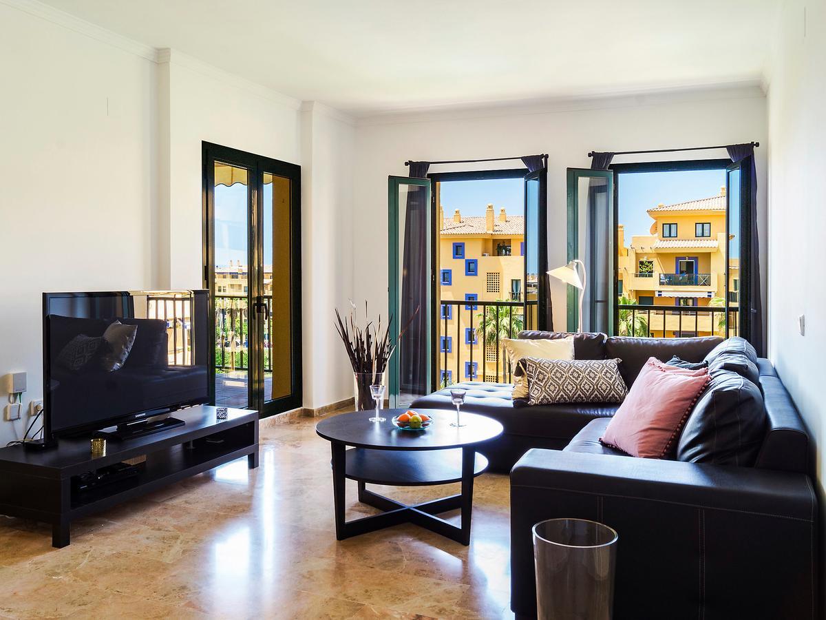Los Almendros Apartment *