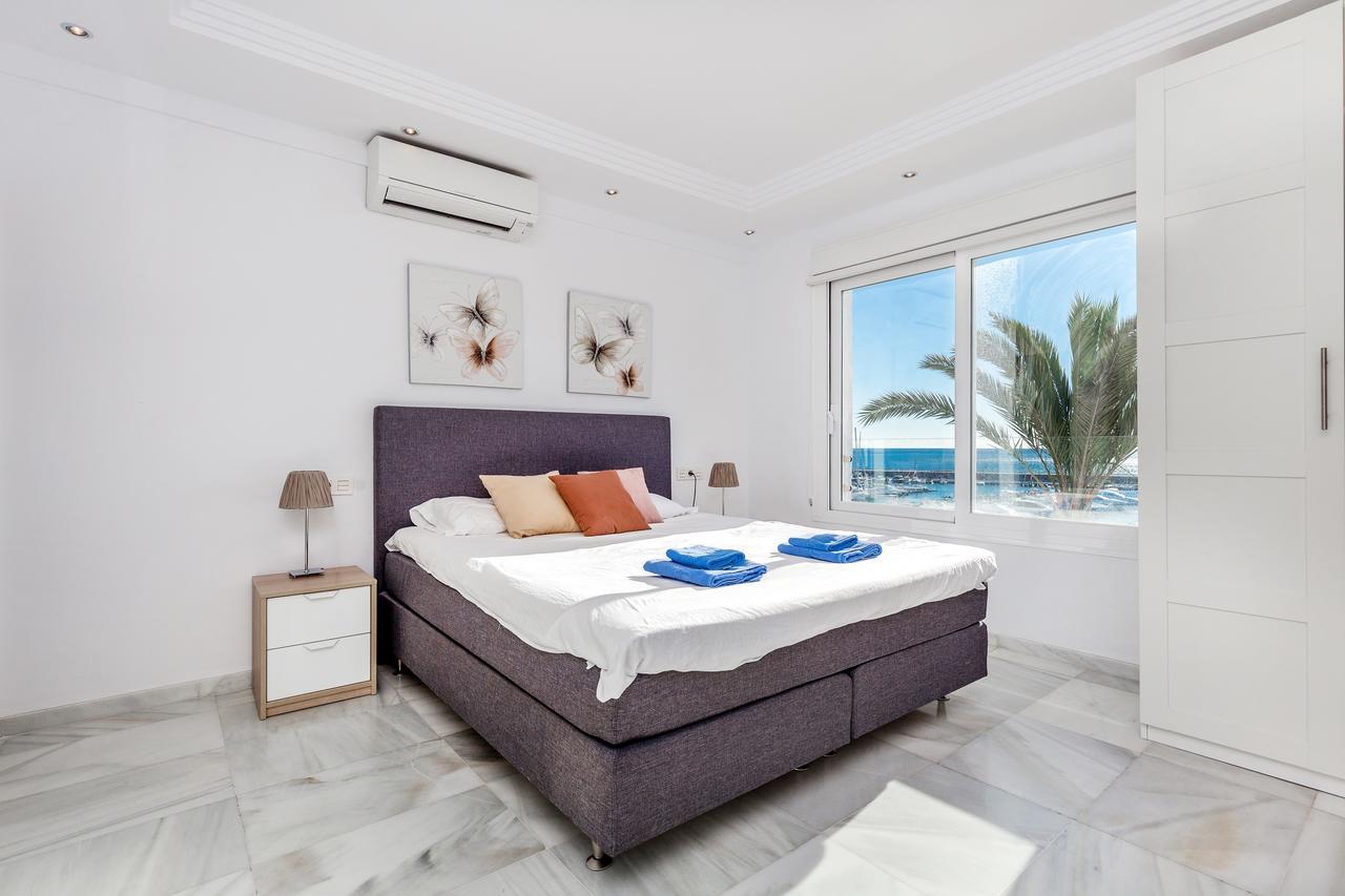 Front Line Penthouse Puerto Banus With Sea Views Marbella