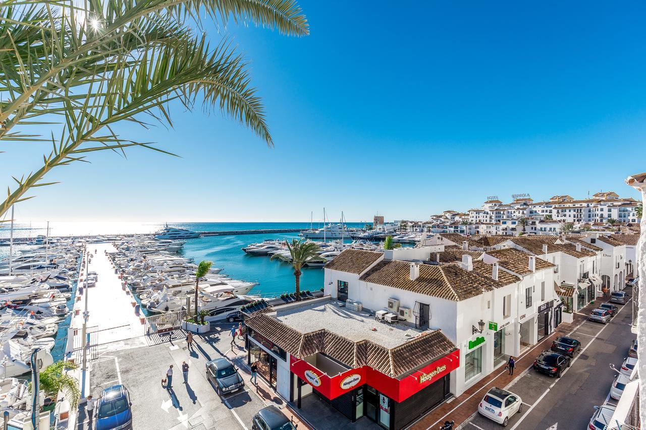 Apartment Front Line Penthouse Puerto Banus With Sea Views