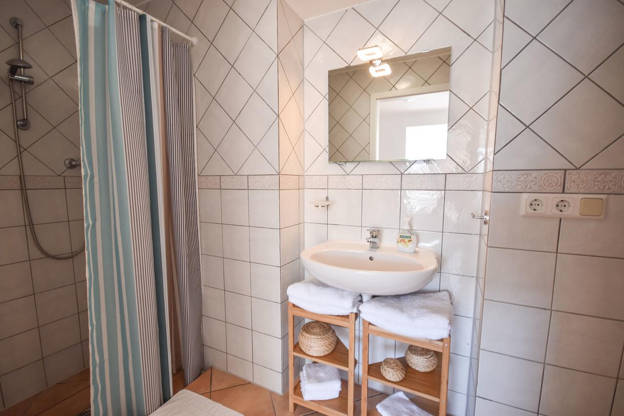 Vakantiehuis In The Second Line, Modern Beachfront In Costabella, *