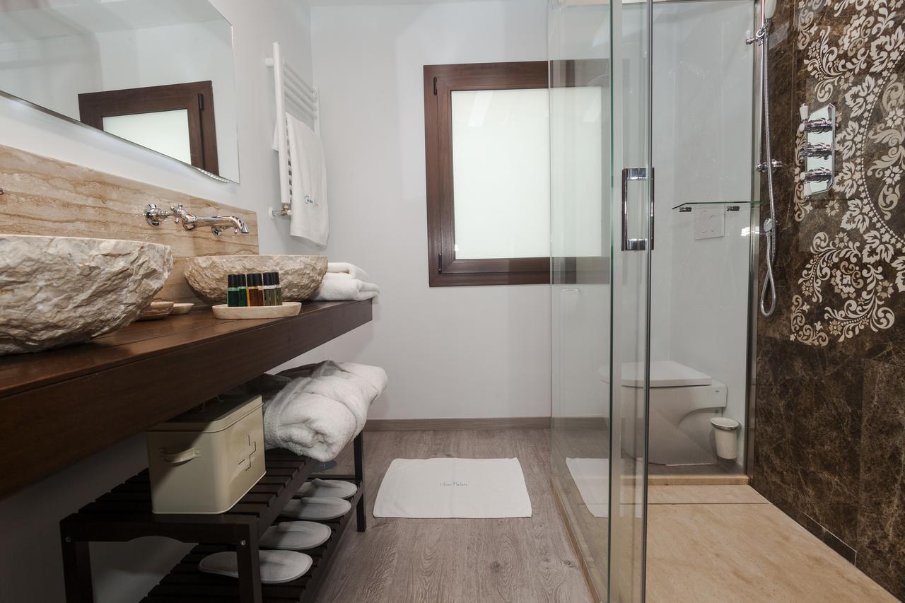 Total (adults Only) Apartment *