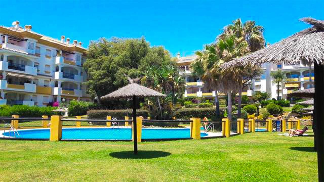Oleholidays Milla De Oro Nagueles Con Jardin