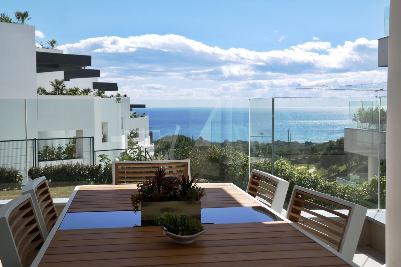 Luxurious Vacational With 3 Bedrooms And Pool At Cabopino Golf By Solrentspain Apartment *
