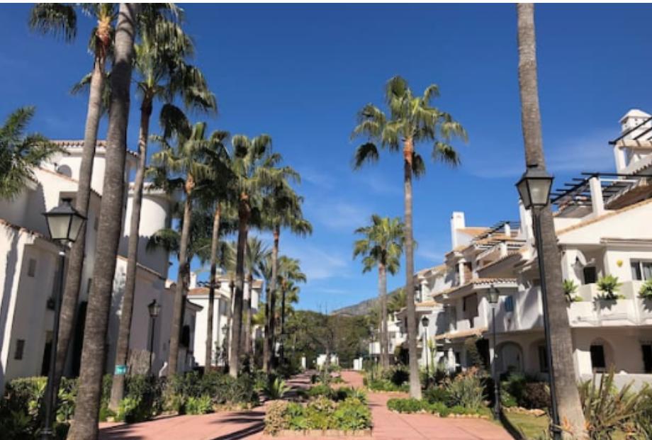 Apartamento Naranjos Close To Puerto Banus Marbella