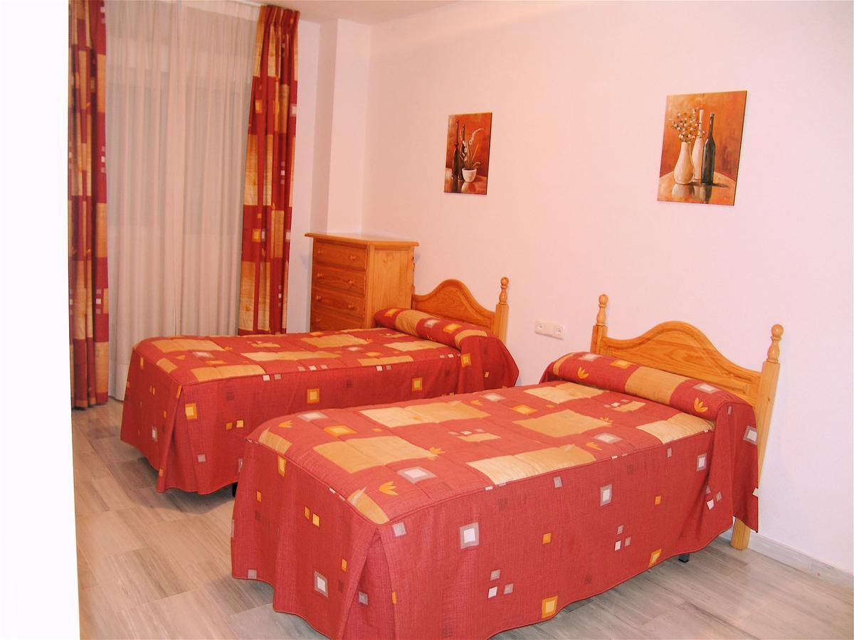 Cabopino, Mimosas Apartment *