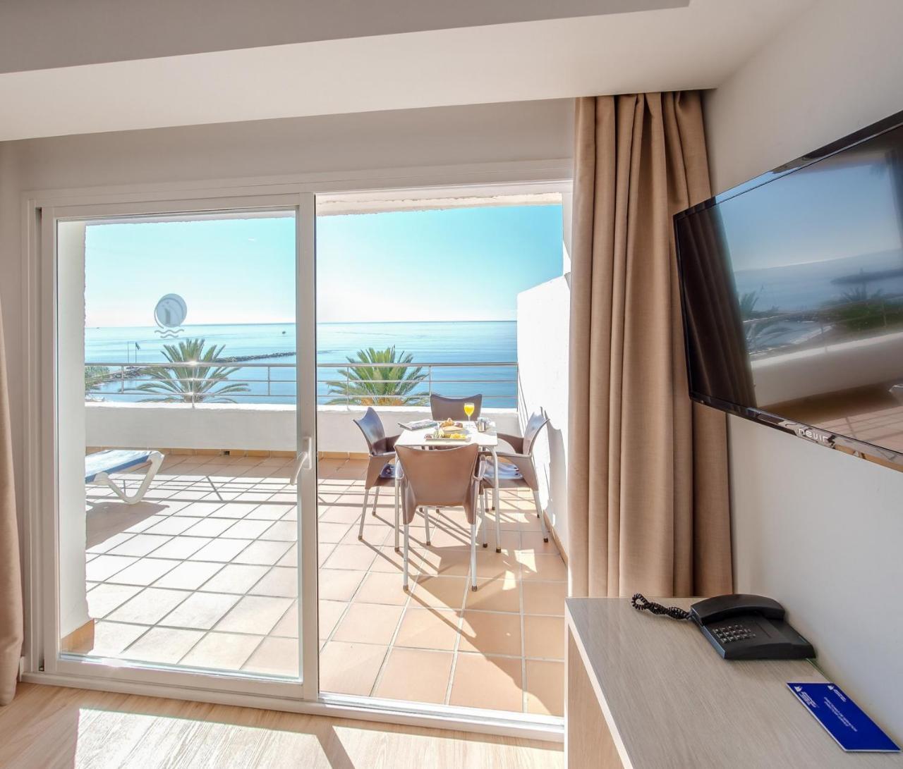 Puerto Azul Apartment