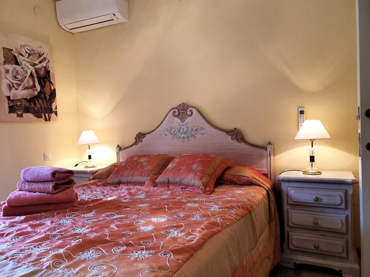 Apartment Spacious 3 Bedroom 2nd Line Center Marbella