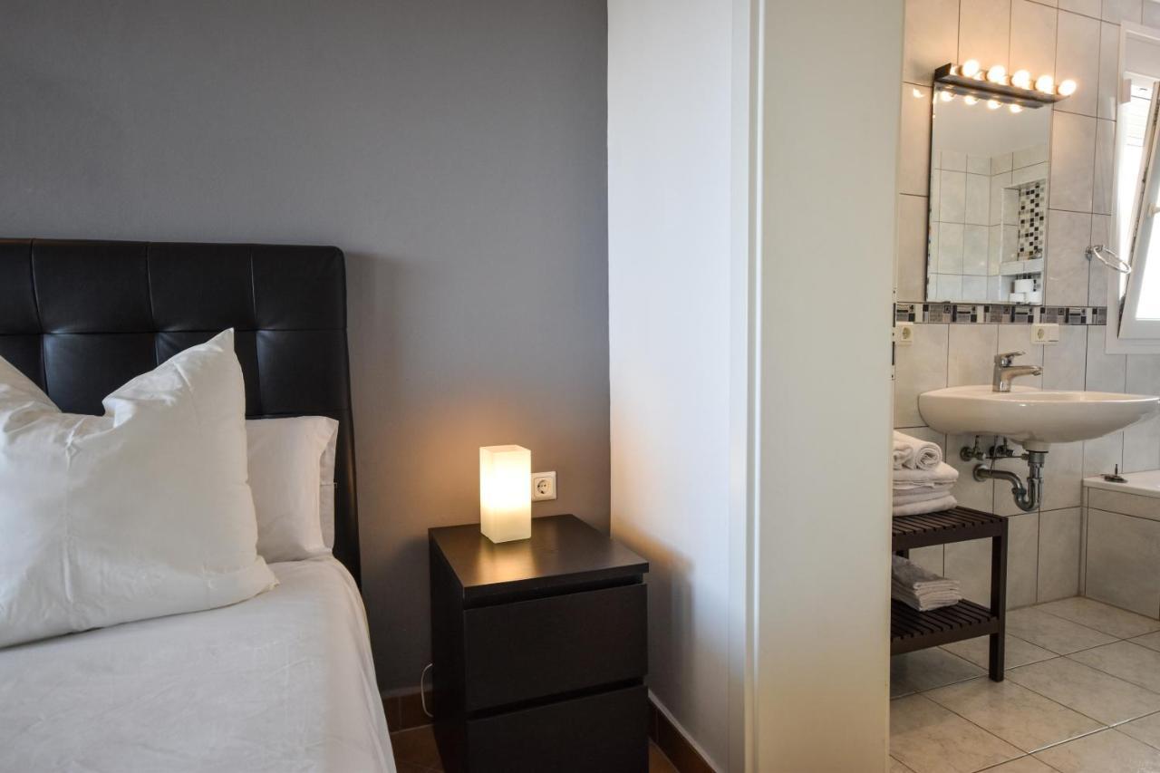 Vakantiehuis In The Second Line, Modern Beachfront In Costabella, Marbella