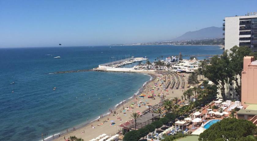 Apartamento Bonito En Primera Linea Playa Marbella