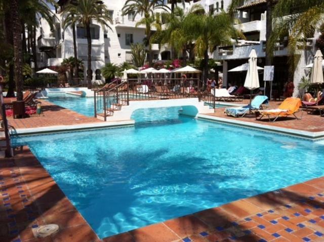 Urb. La Alcazaba, Puerto Banus /