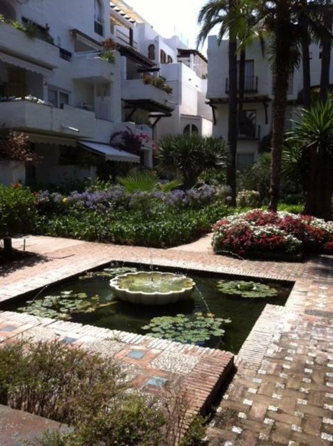 Urb. La Alcazaba, Puerto Banus / Apartamento
