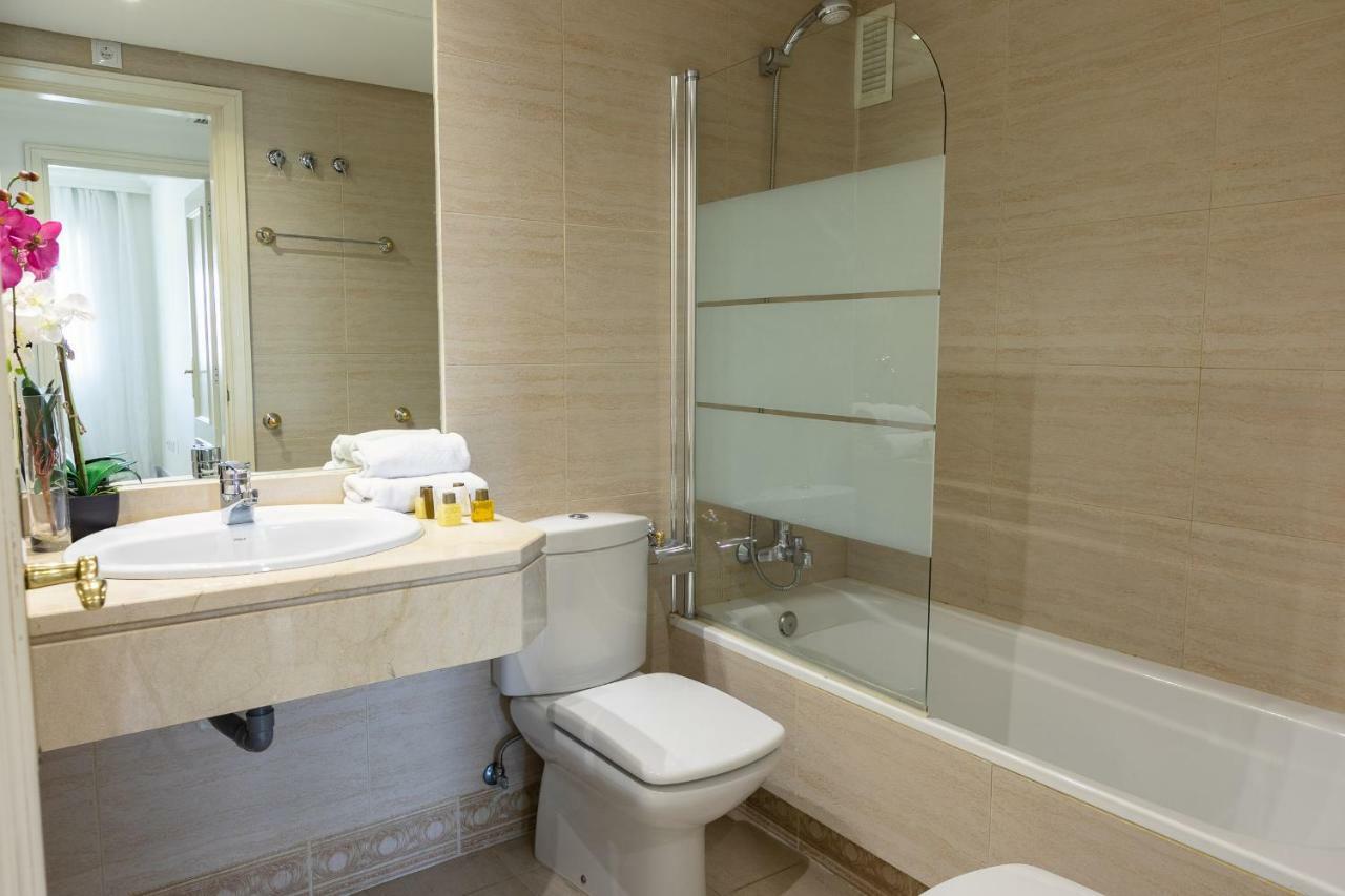 Vacation I Marina De Banus Beach Retreat, Next To Marina And Shops, 24-7 Security Marbella