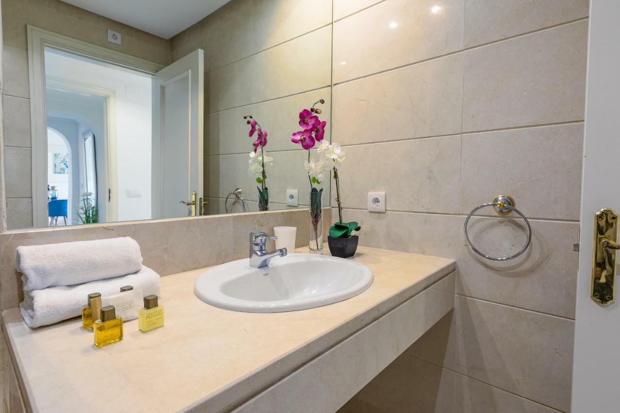 Appartement Vacation I Marina De Banus Beach Retreat, Next To Marina And Shops, 24-7 Security