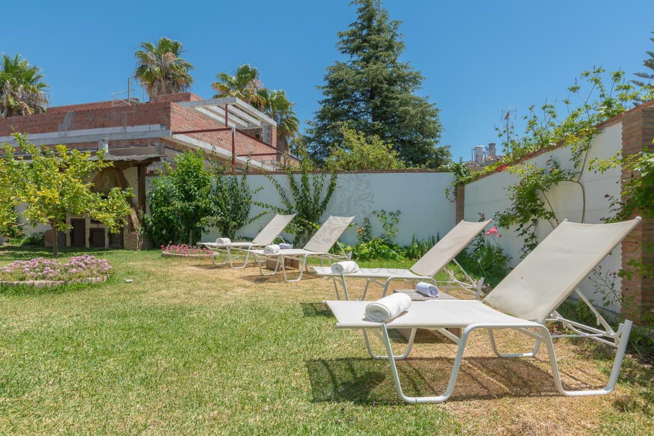 Center By Dahlia Group * Marbella