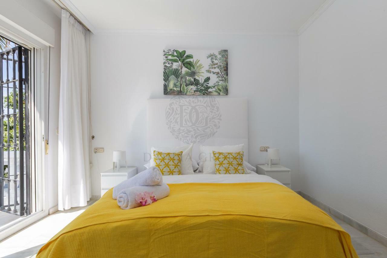 Center By Dahlia Group * Marbella
