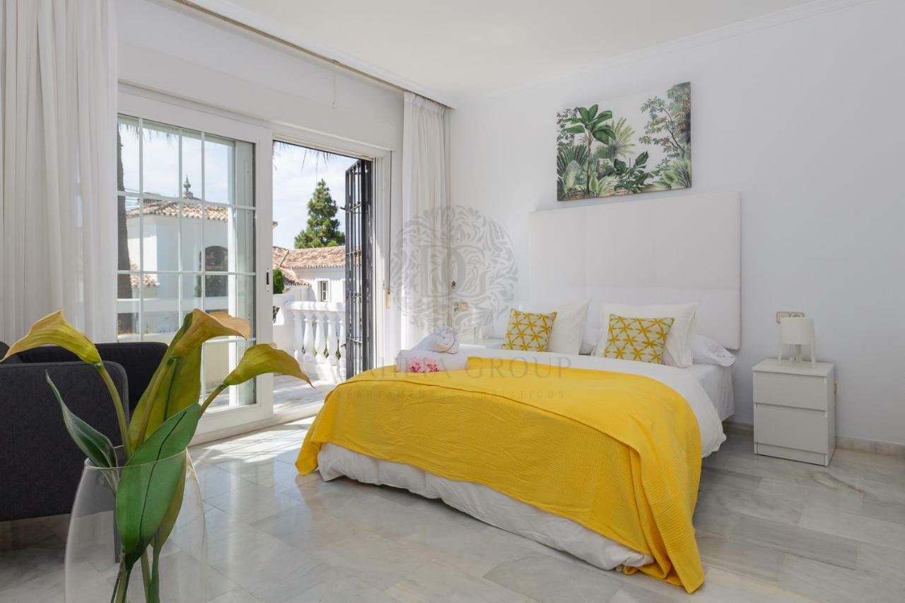 Center By Dahlia Group Marbella