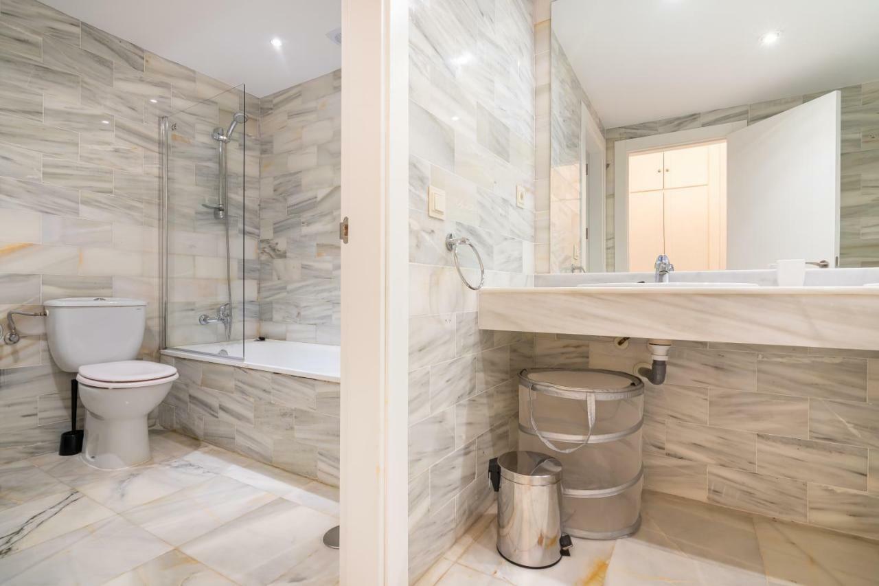 Apartment Luxury Two Bed In El Dorado, Puerto Banus Marbella