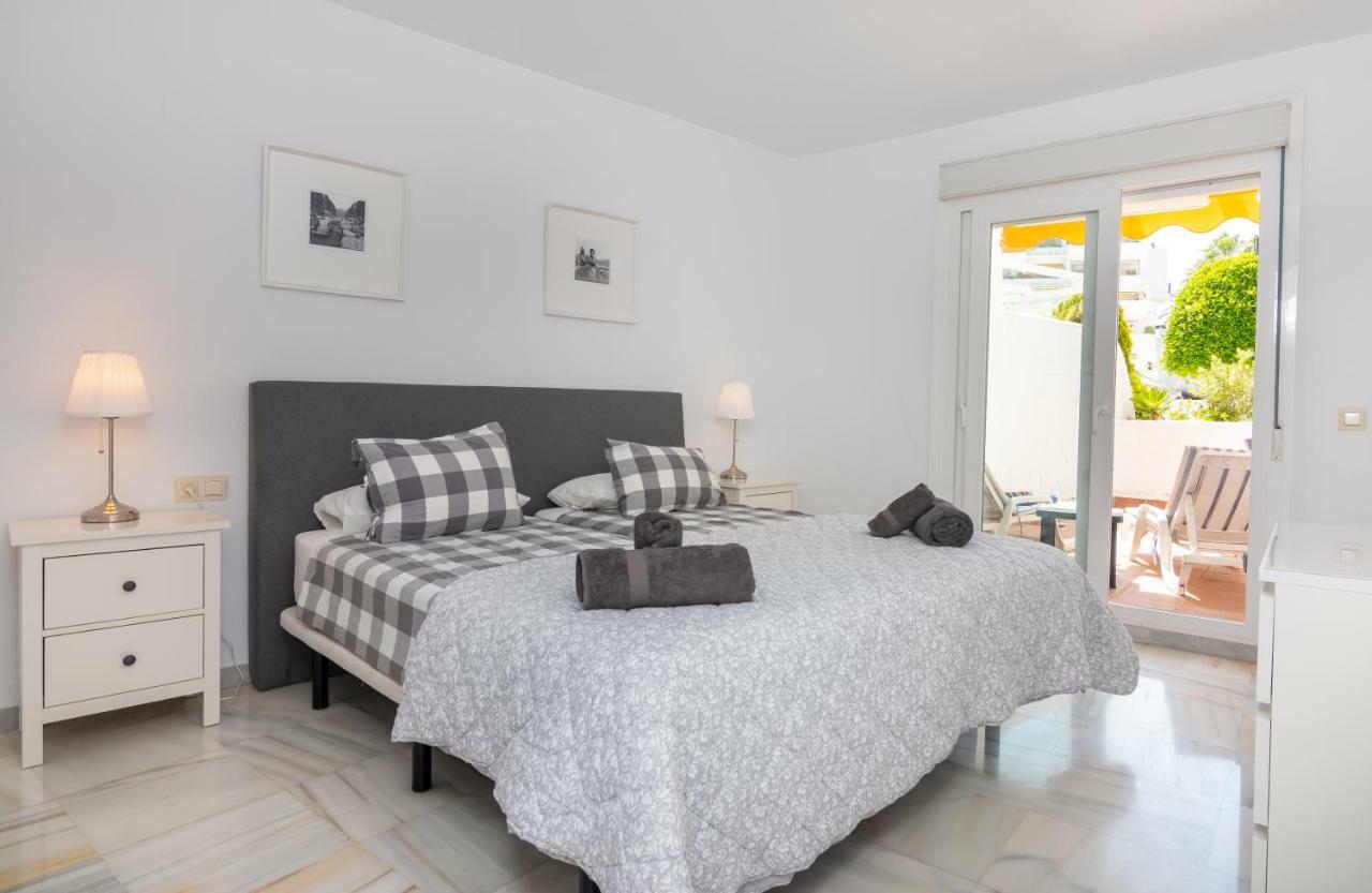 Luxury Two Bed In El Dorado, Puerto Banus * Marbella
