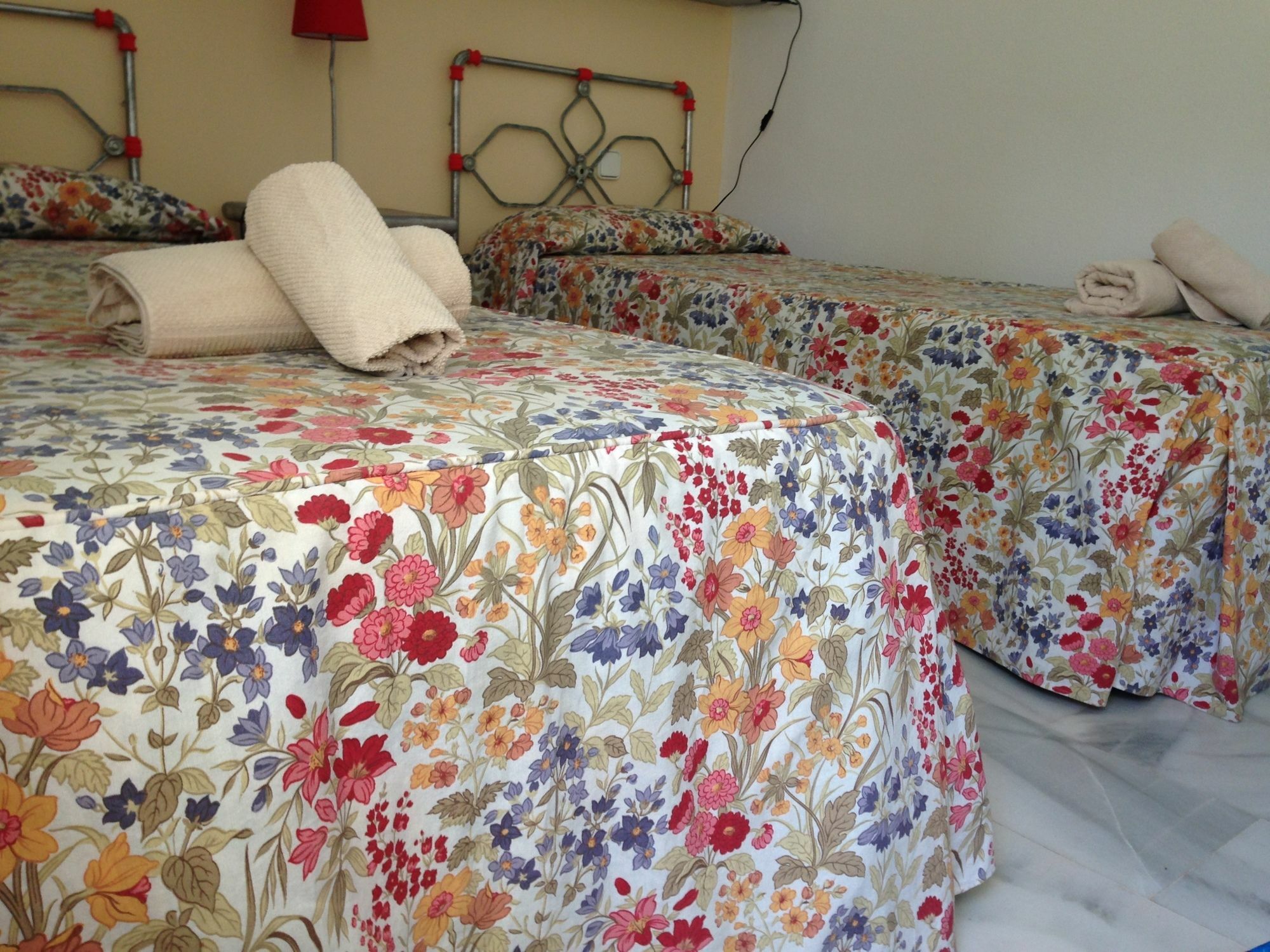 Apartment Apartaluz Costabella ,satelite, Wifi, Pk *