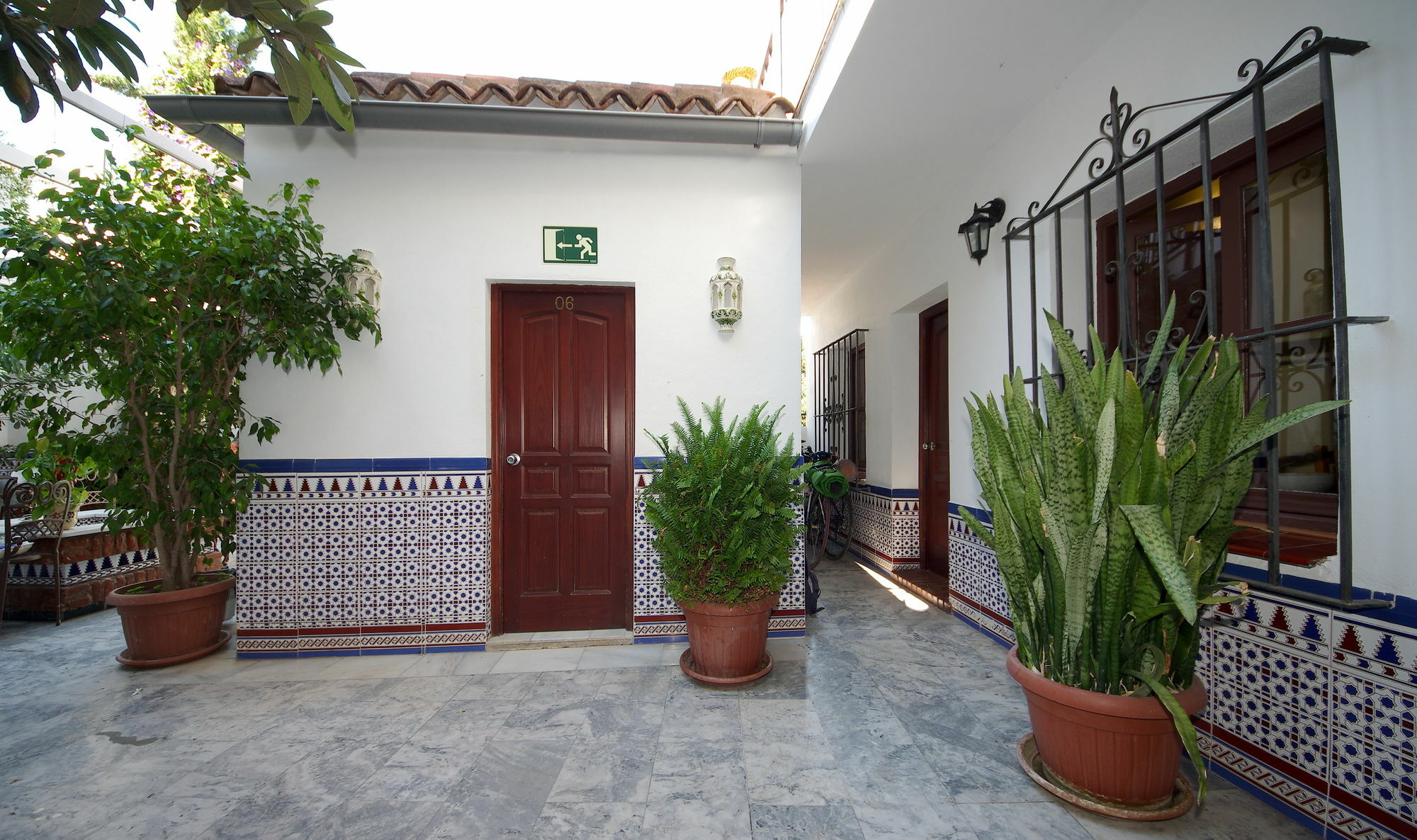Aduar Guest house