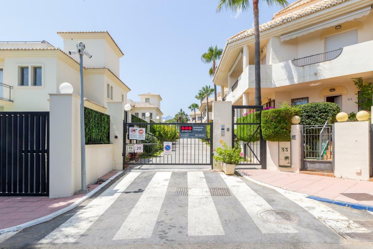 Stylish Townhouse In Beachfront Complex Ferienhaus