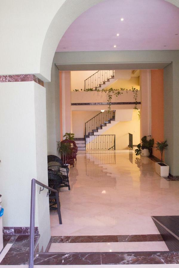 Residencial Flores Apartment