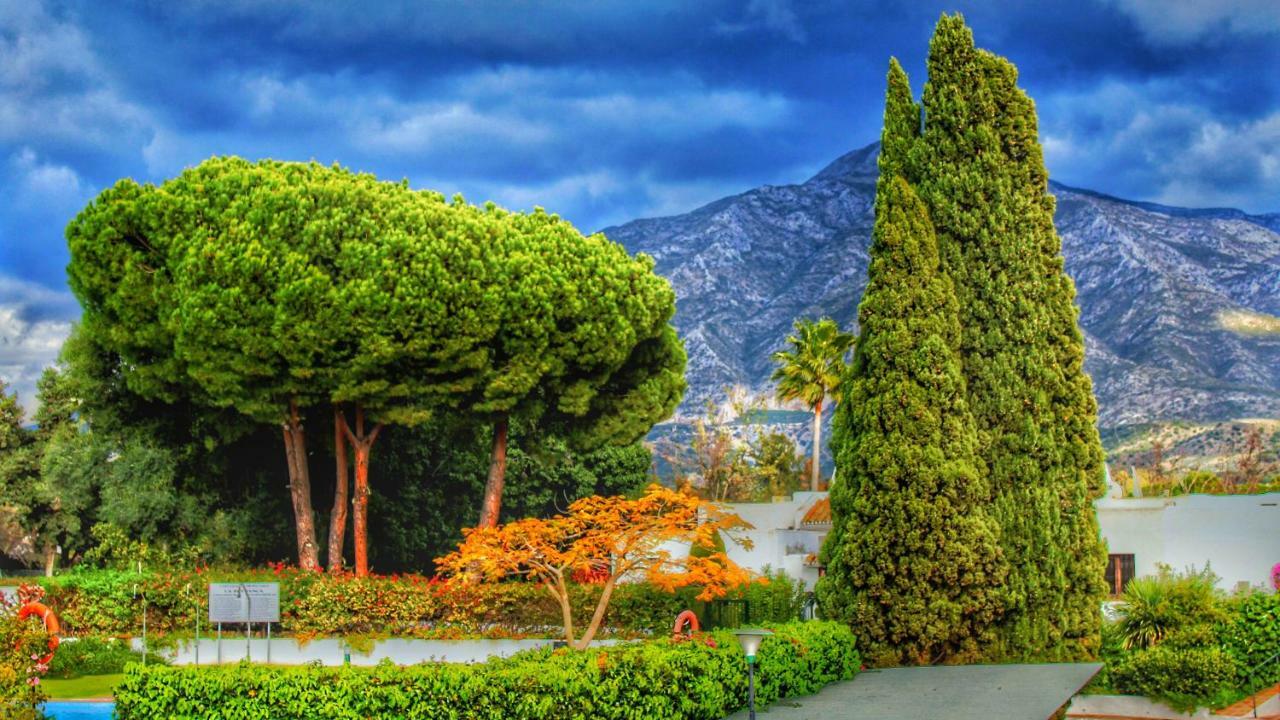 Fascinating & Luxurious Golf,mountain & Garden View Porto Banus