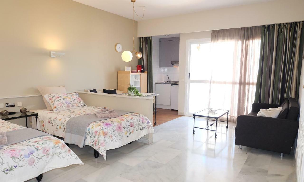 Studio Mimo Banus P.y.r. Apartment *