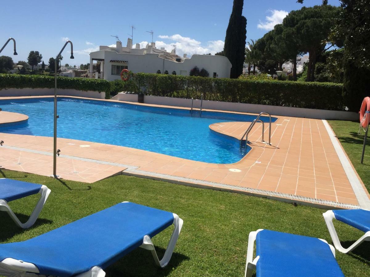 Ferienhaus Fascinating & Luxurious Golf,mountain & Garden View Porto Banus