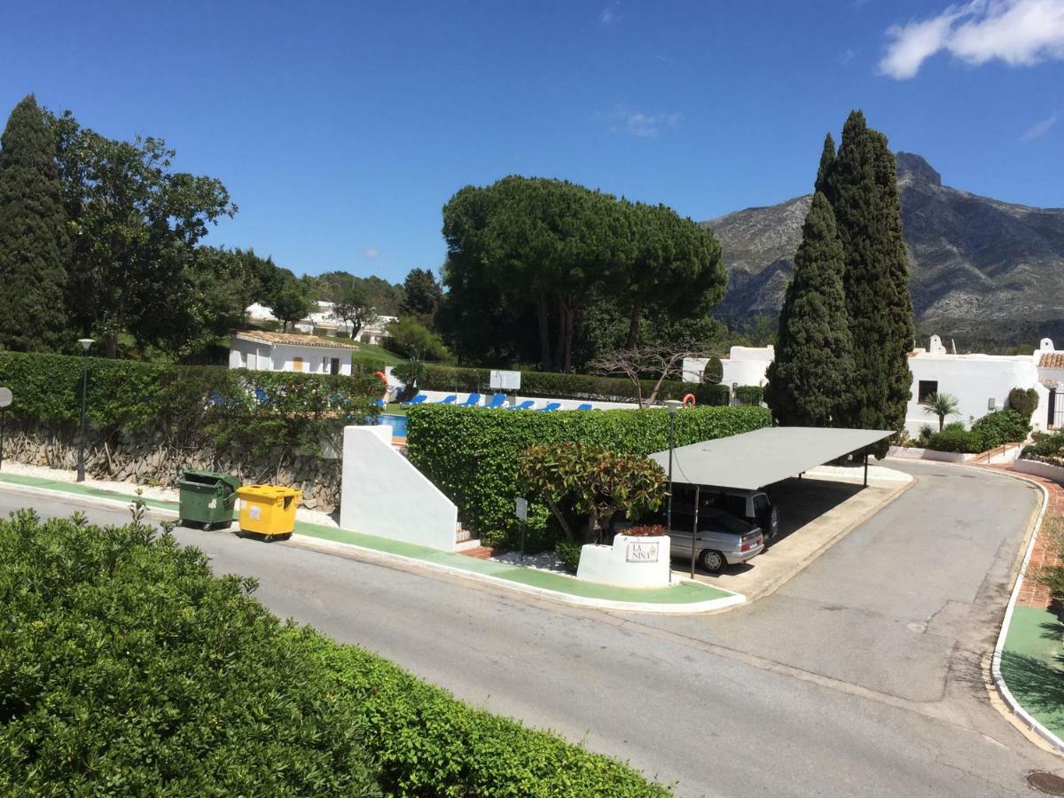 Fascinating & Luxurious Golf,mountain & Garden View Porto Banus Ferienhaus *