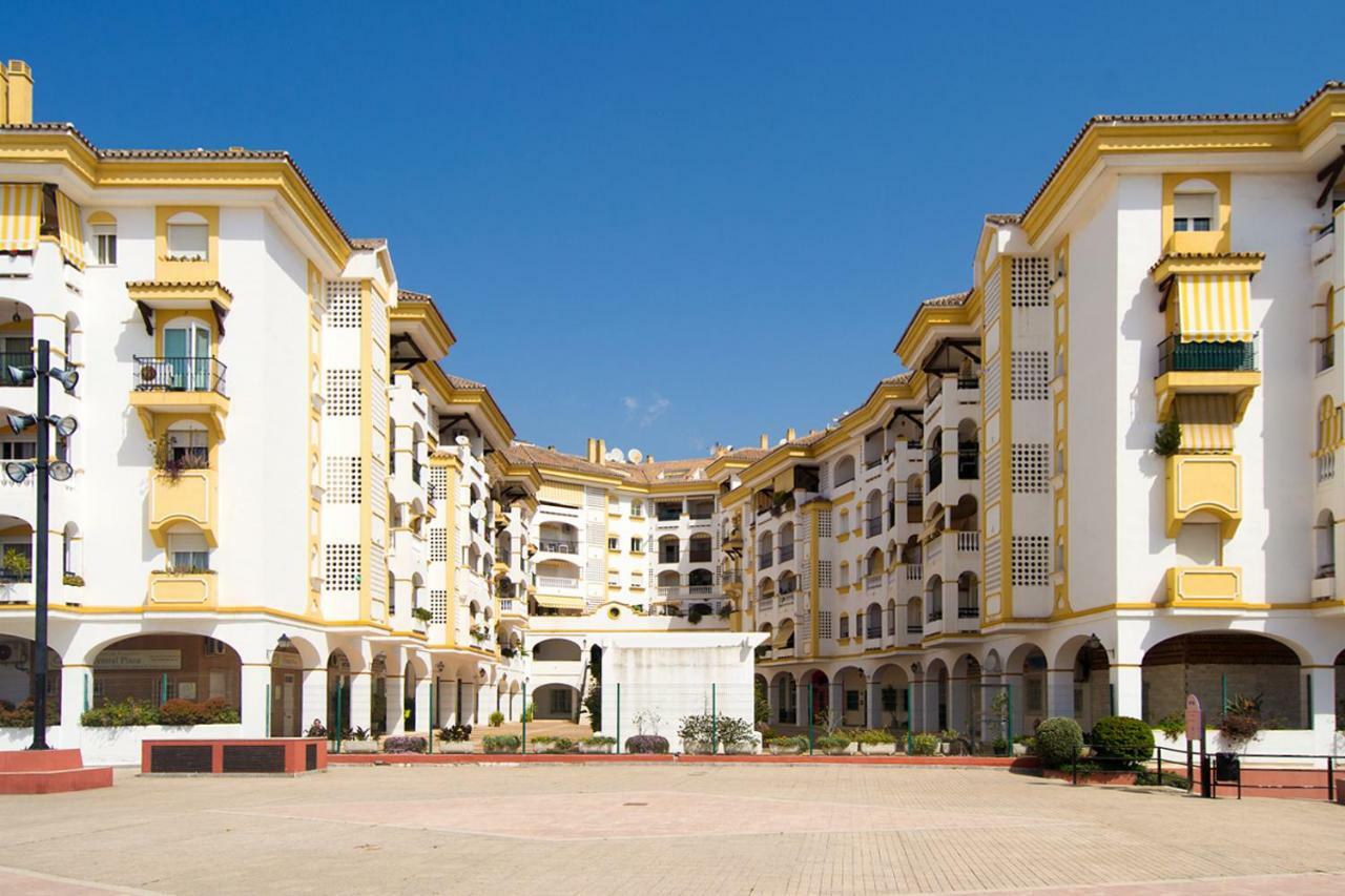 Edificio Plaza Apartment *