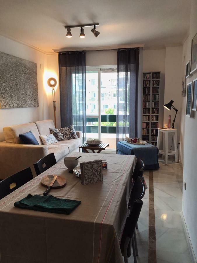 Cozy Banus *
