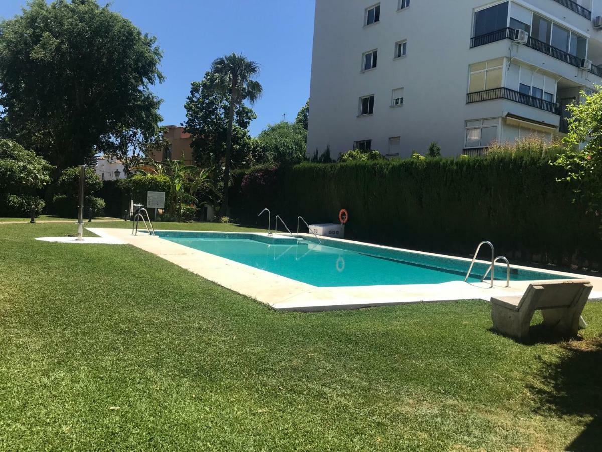 Beachside 2bed/2bath With Large Patio And Pool Apartment