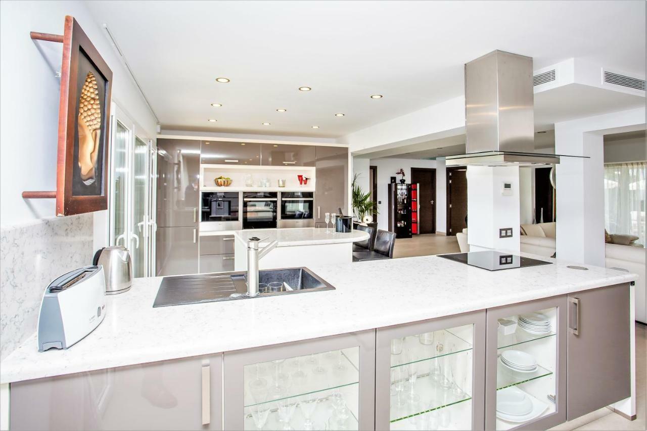 Villa Del Mar Marbella