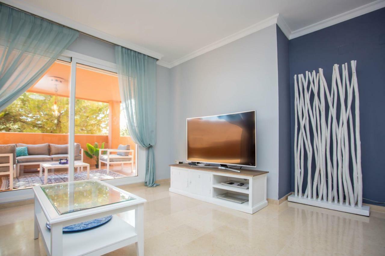 Ample Luxury Fancy Golf & Padel Apartamento *