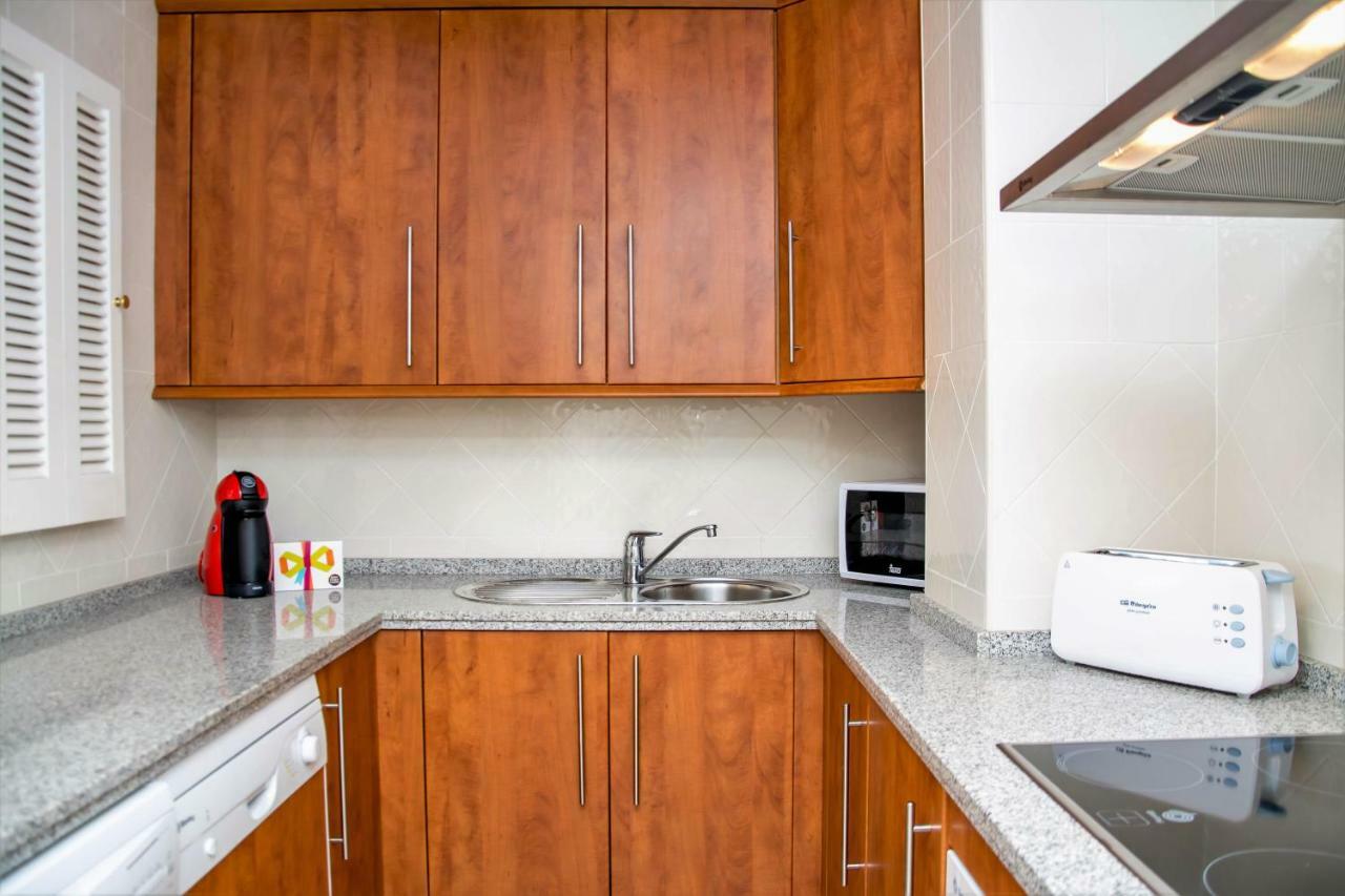 Free One Bedroom Retreat In Elviria Apartment *