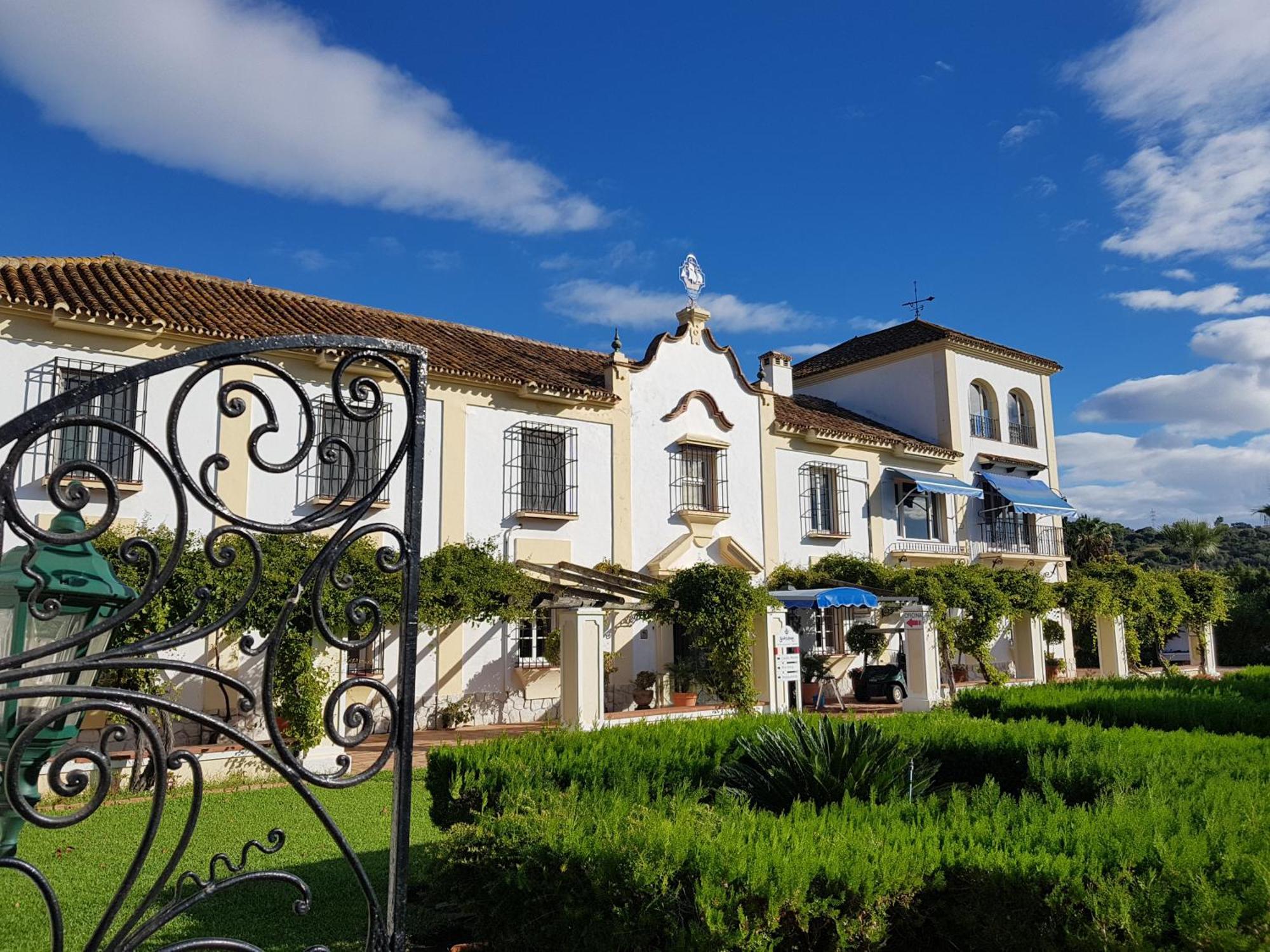 Ample Luxury Fancy Golf & Padel * Marbella