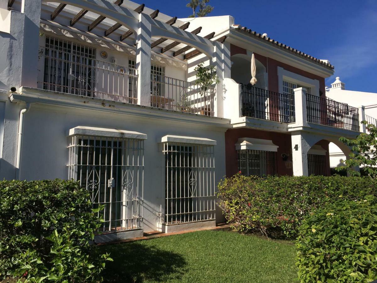 Aloha Pueblo 7 Marbella