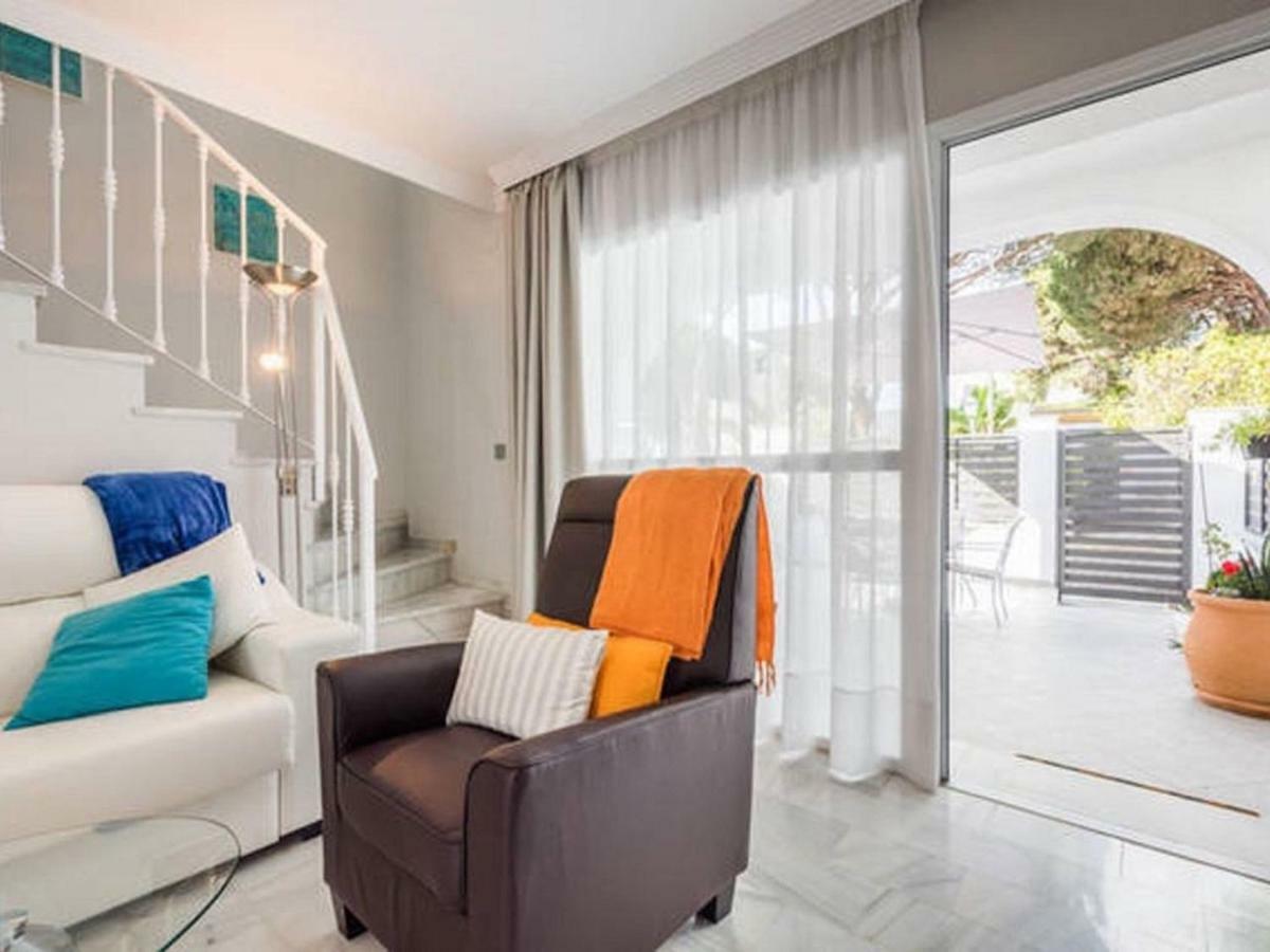 Casa Soleada - Beautiful Villa, Corner By Pools, Facilities,full Kitchen, 3 Terraces, Internet * Marbella