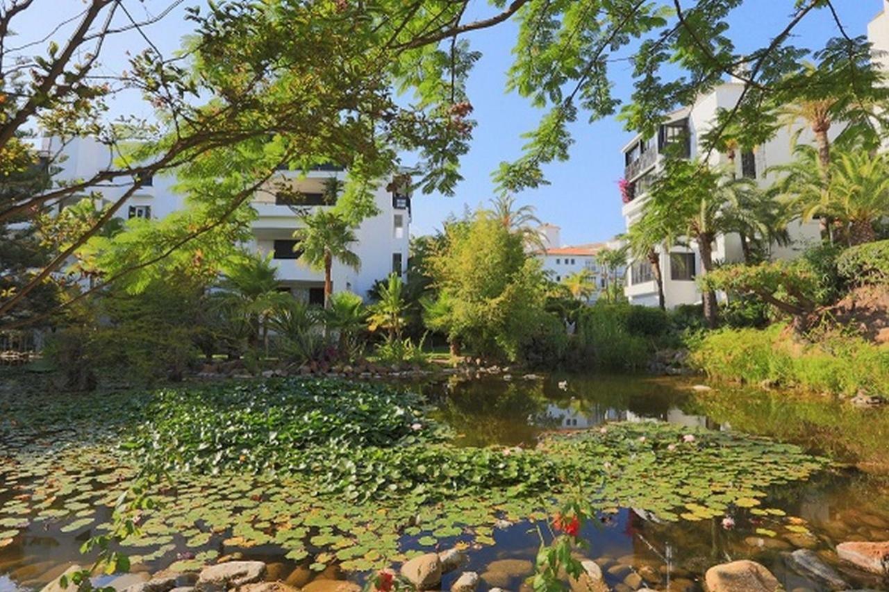 Jardines De Golondrinas * Marbella