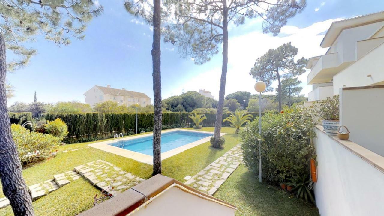 Very Family Apartment, Direct Pool Access Marbella