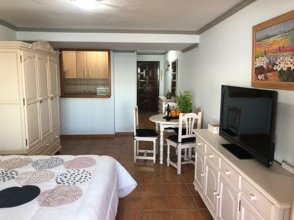 Eden Roc I Entreplanta 7 Apartment