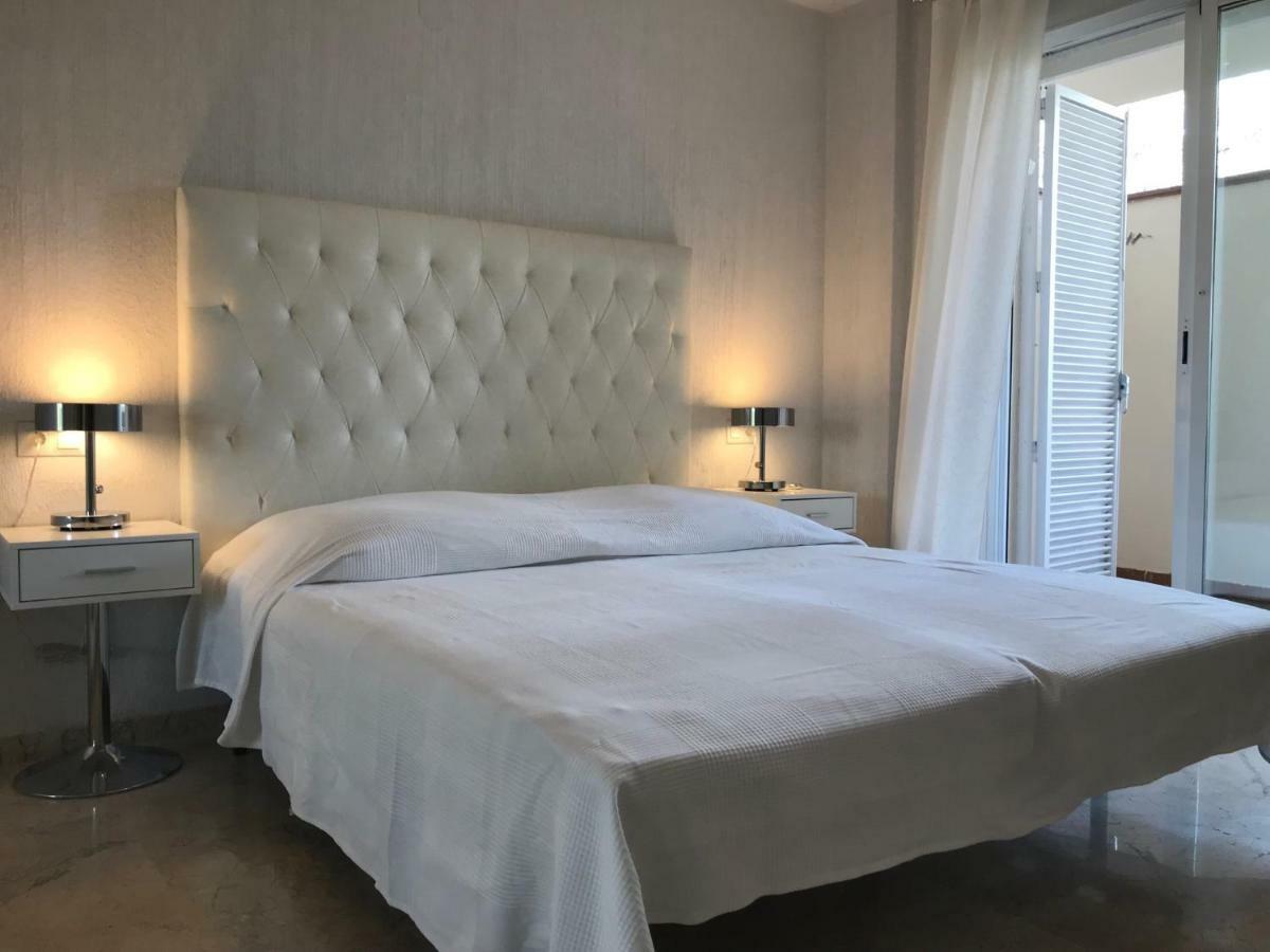 Very Family Apartment, Direct Pool Access