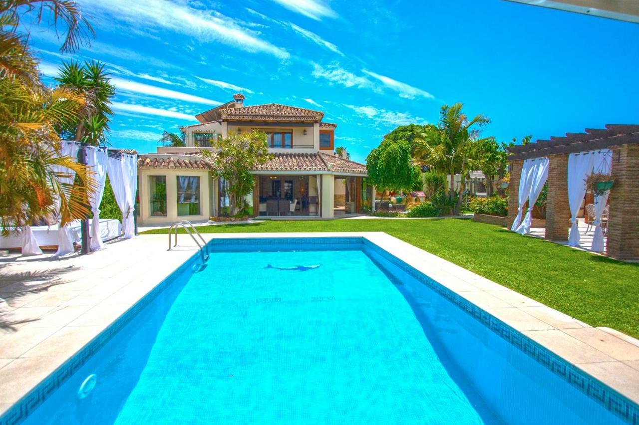 Turrion Villa *