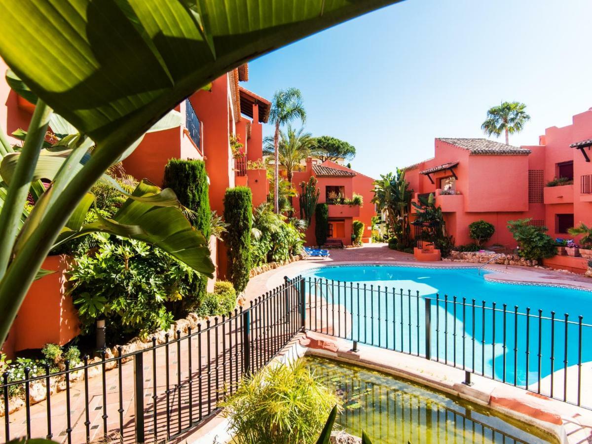 Rentandhomes Luxury Marbella