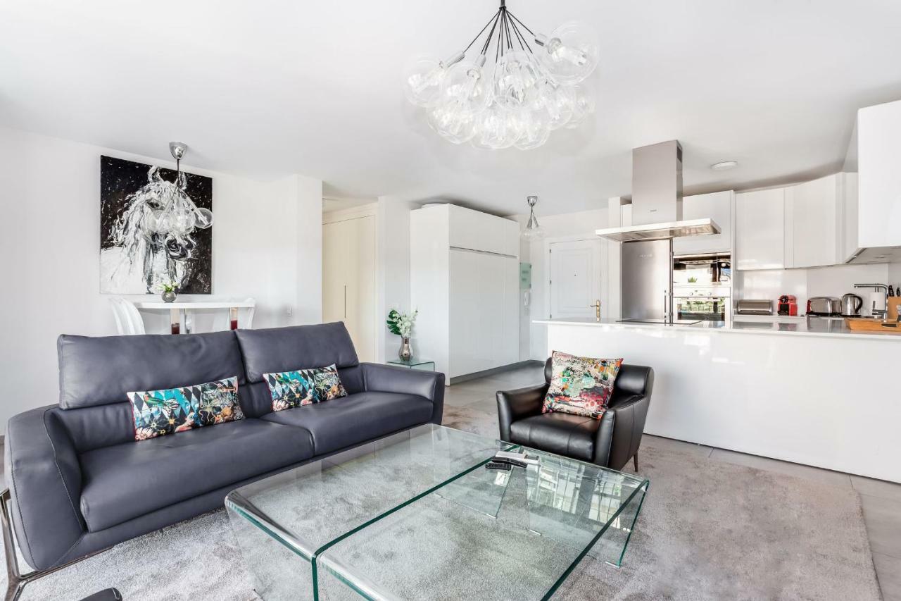 By Riva - Contemporary 1 Bedroom Luxury Inside Puerto Banus Marbella
