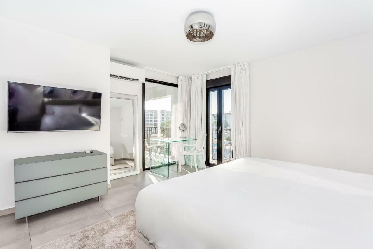 Appartement By Riva - Contemporary 1 Bedroom Luxury Inside Puerto Banus Marbella