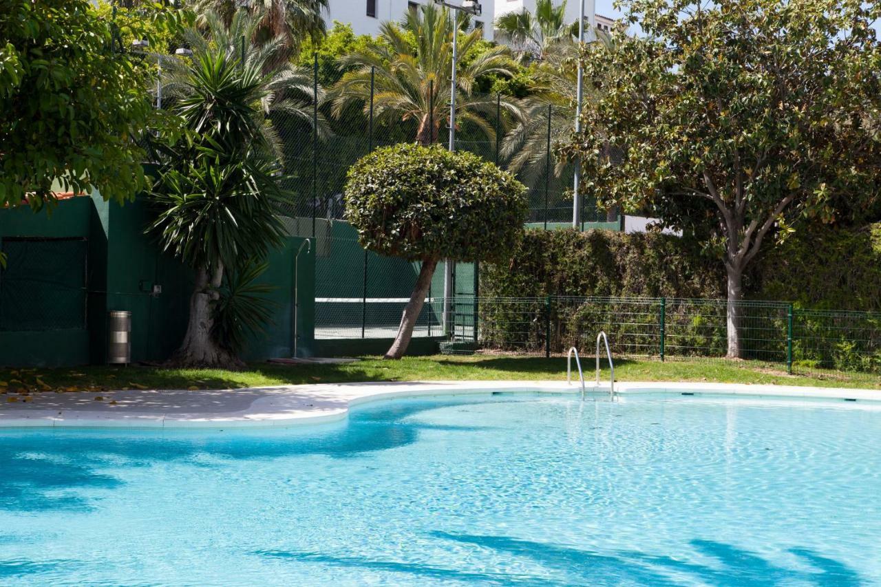 Puerto Banus. Urb Jardines Del Puerto. For Up To 6 Marbella